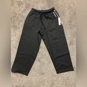 Fear of God Essentials Jet Black Sweatpants Men’s Size Medium Relaxed Oversized